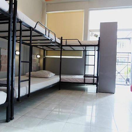 Dream Station - Saigon Hostel 胡志明市 外观 照片