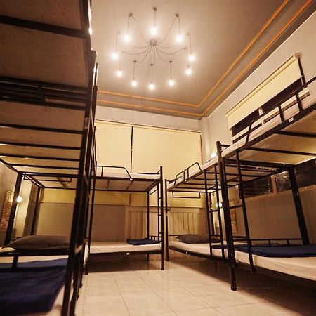 Dream Station - Saigon Hostel 胡志明市 外观 照片