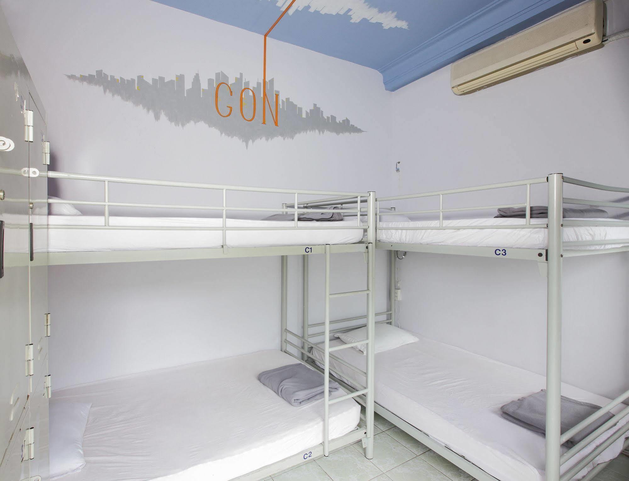 Dream Station - Saigon Hostel 胡志明市 外观 照片