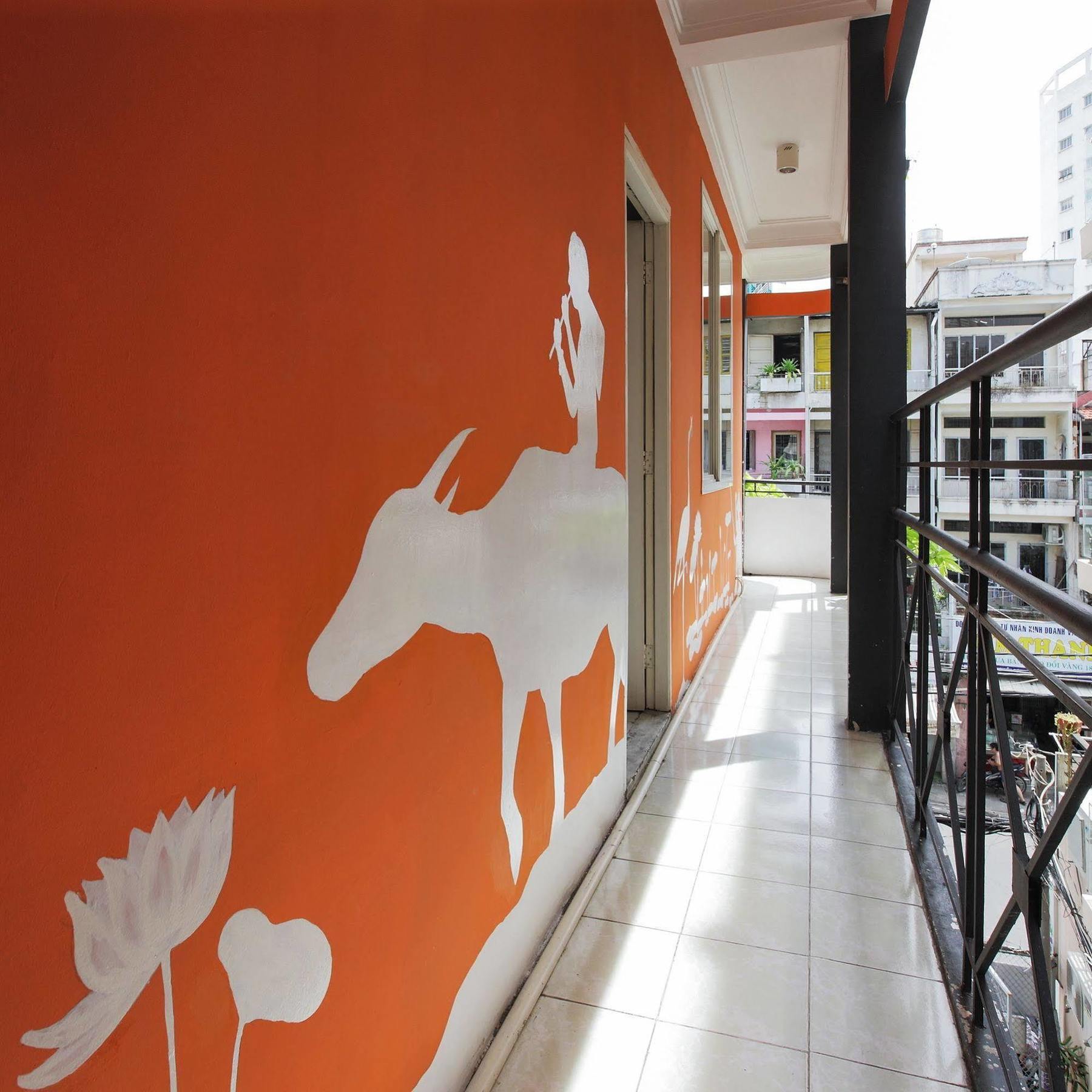 Dream Station - Saigon Hostel 胡志明市 外观 照片