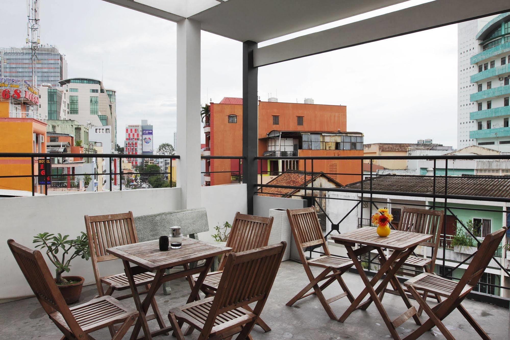 Dream Station - Saigon Hostel 胡志明市 外观 照片