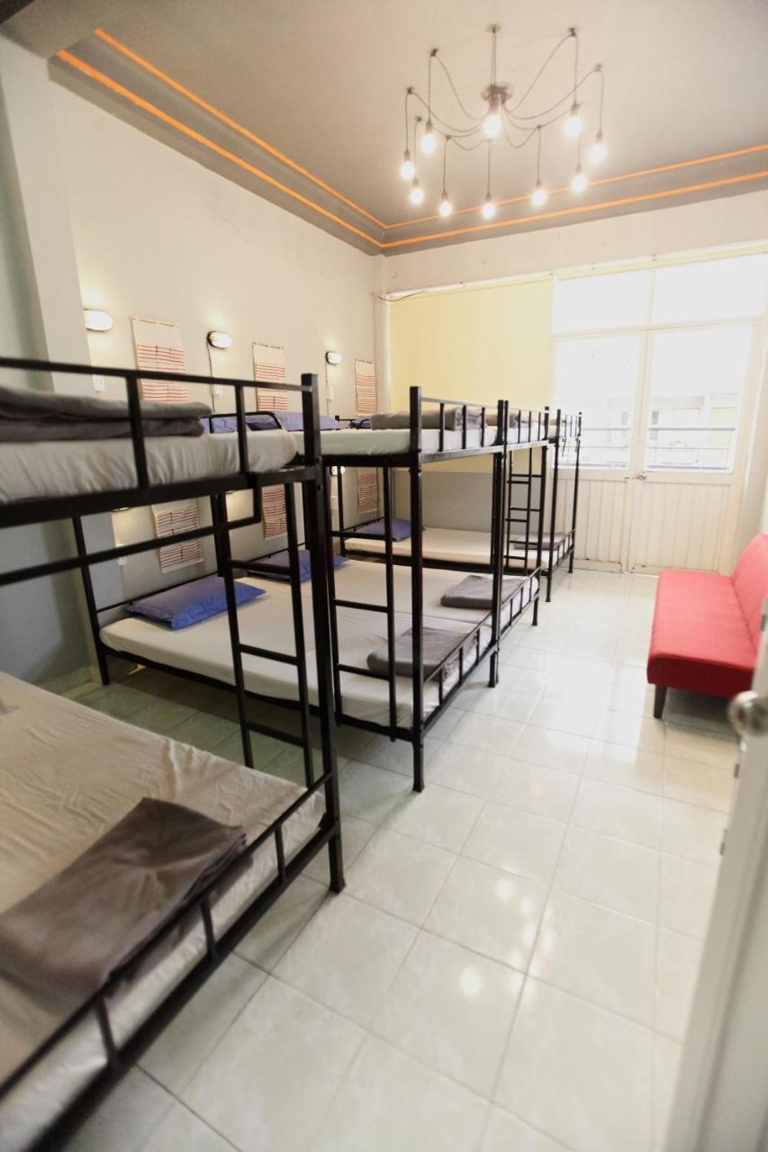 Dream Station - Saigon Hostel 胡志明市 外观 照片