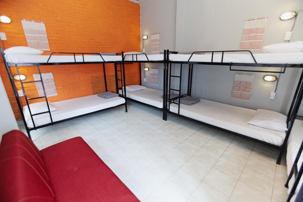Dream Station - Saigon Hostel 胡志明市 外观 照片
