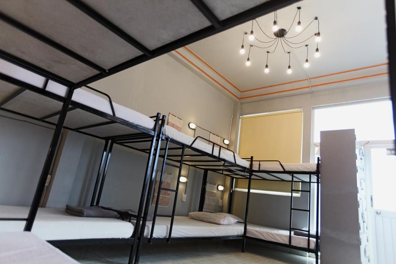 Dream Station - Saigon Hostel 胡志明市 外观 照片