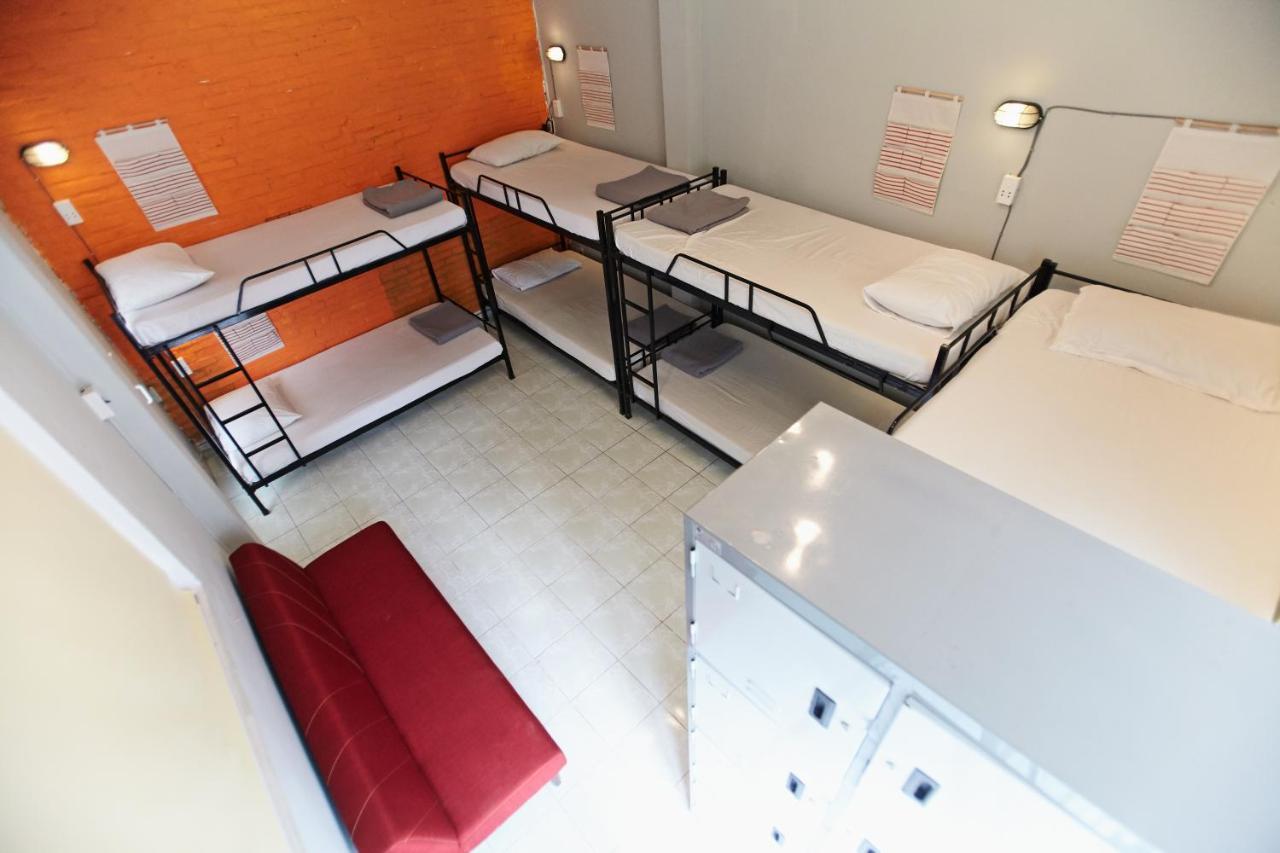 Dream Station - Saigon Hostel 胡志明市 外观 照片