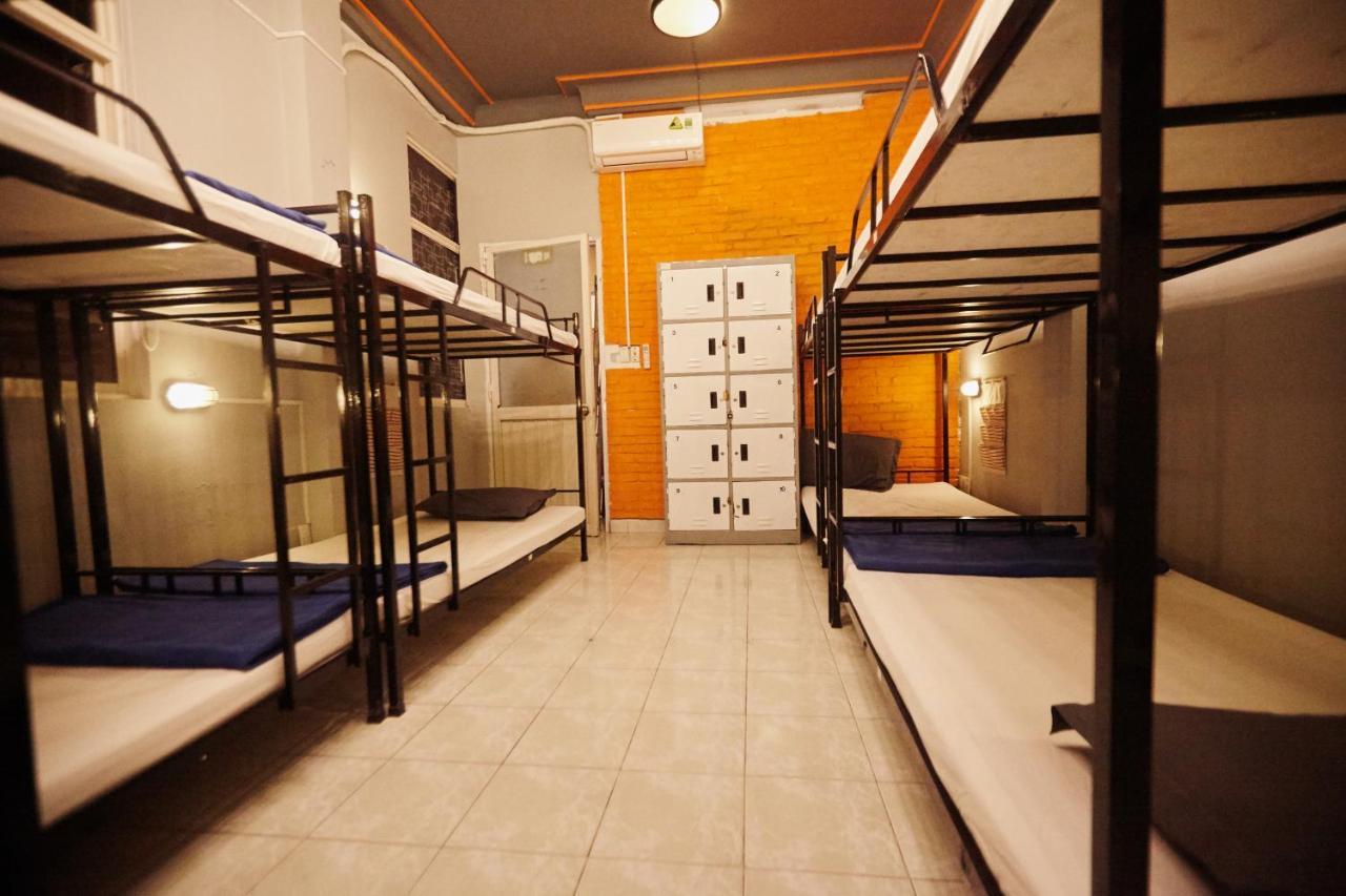 Dream Station - Saigon Hostel 胡志明市 外观 照片